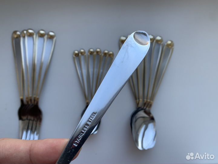 Набор вилок и ложек