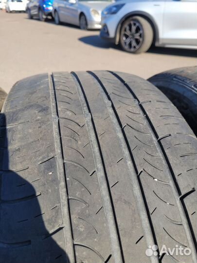 Roadstone Classe Premiere CP672 235/55 R17 99H