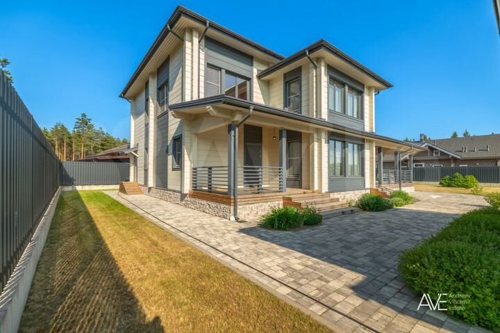 Дом 350 м² на участке 15 сот.