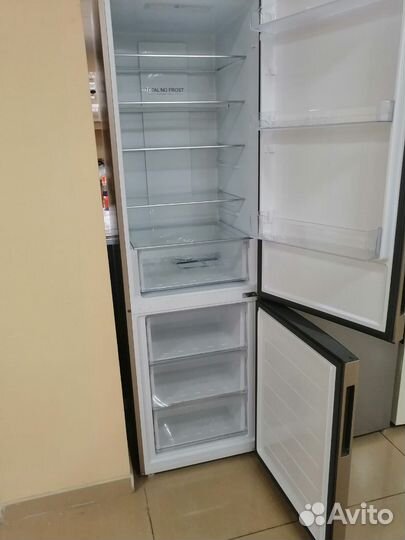 Холодильник-морозильник Haier CEF537AGG