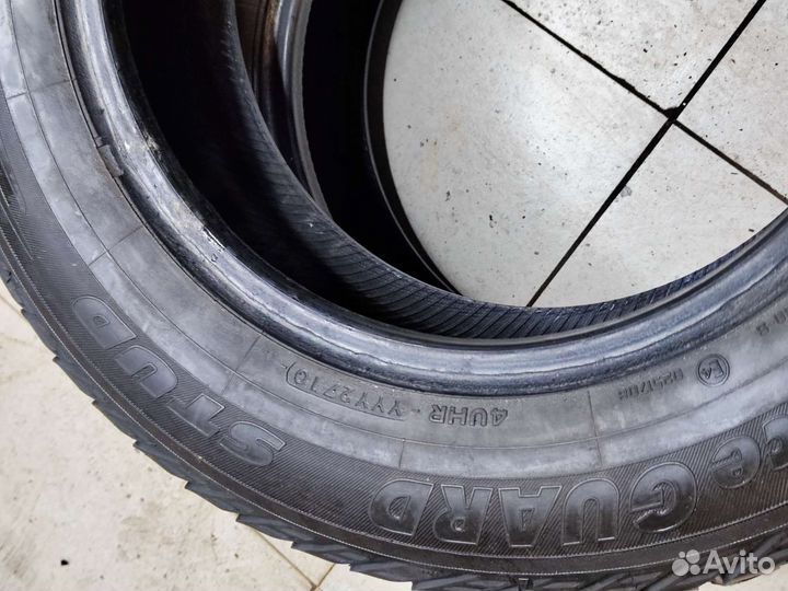 Yokohama Ice Guard Stud IG55 175/70 R14 84T