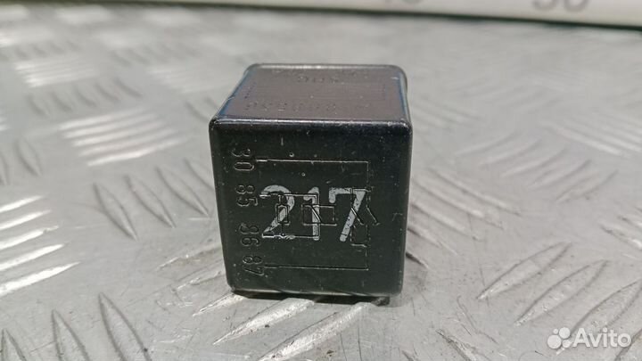 Б/У Реле вентилятора радиатора VAG#004