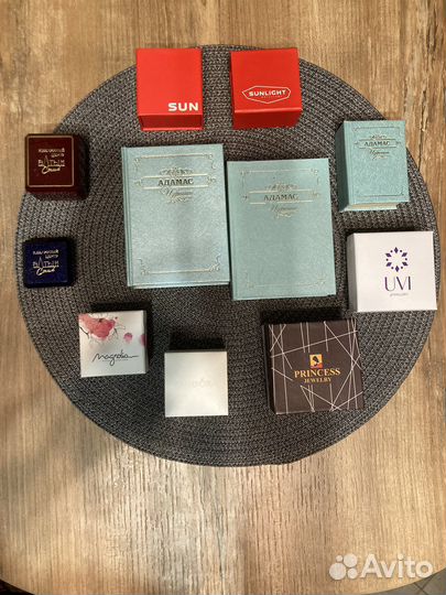 Подарочные коробочки