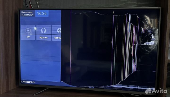 Телевизор SMART tv на запчасти