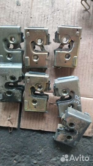 Замки двери гольф-2. Задние