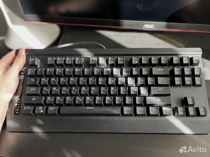 Игровая механическая клавиатура oklick