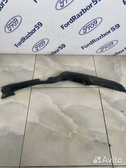 Кронштейн бампера передний левый Skoda Octavia A5