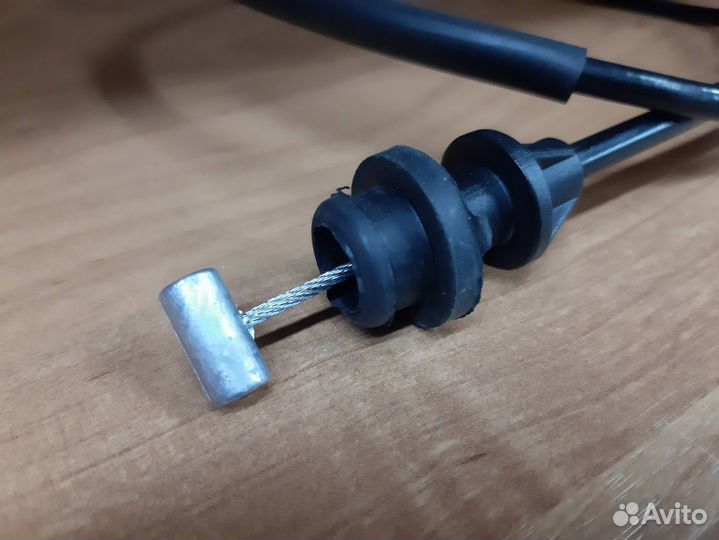 Трос педали газа Логан/Ларгус 1,4/1,6 8 клапанные