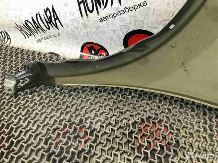 Крыло переднее правое Honda CR-V