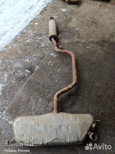 Средняя часть глушителя Volkswagen Golf Plus BSE