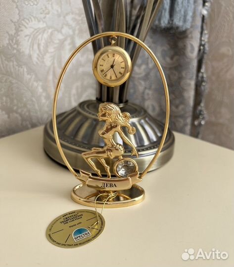 Swarovski фигурка с часами (новая) знак зодиака