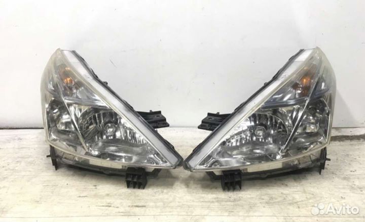 Фара Nissan Teana J32