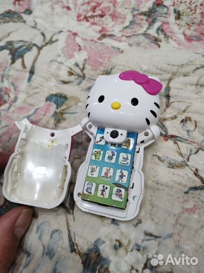 H-mobile Hello Kitty