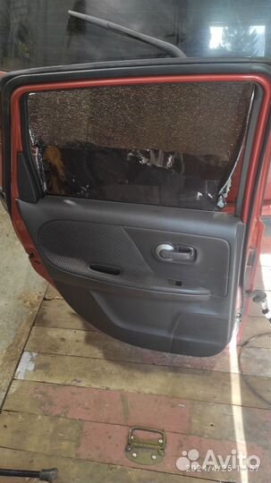 Дверь Ниссан ноут в сборе задняя левая