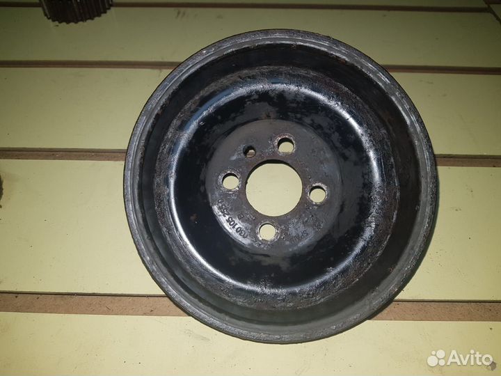 Шкив коленвала Skoda Oktavia A4