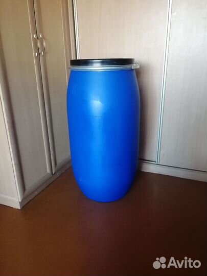 Бочка пластиковая, 150 л