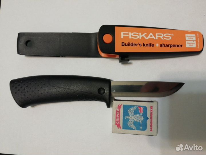 Нож Fiskars