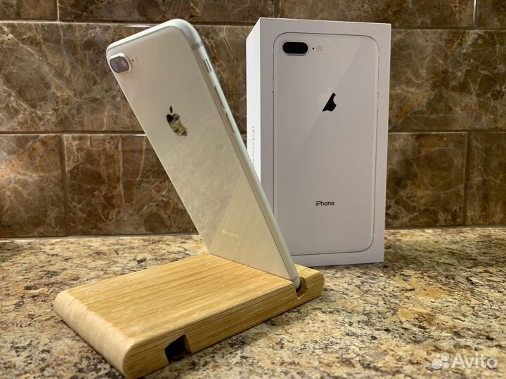 iPhone 8 Plus, 64 ГБ