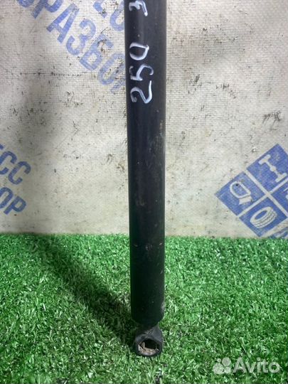 Амортизатор багажника задний левый Renault Laguna