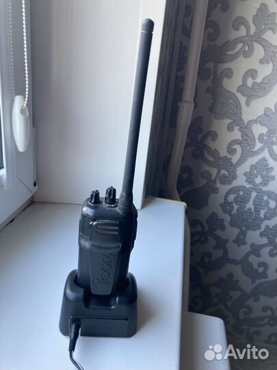 Рация Icom IC-F16