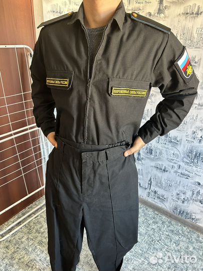 Китель с брюками