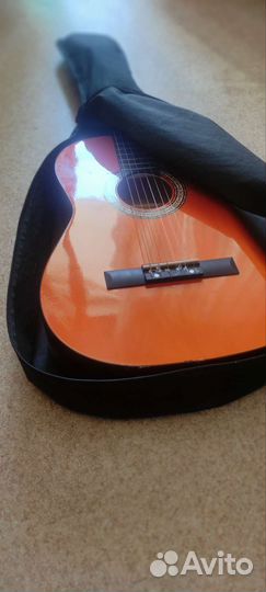 Классическая гитара + чехол