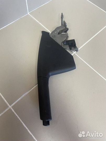 Рычаг стояночного тормоза Skoda Rapid 2