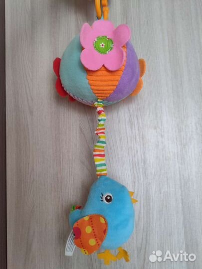 Музыкальная игрушка-подвеска развивающая