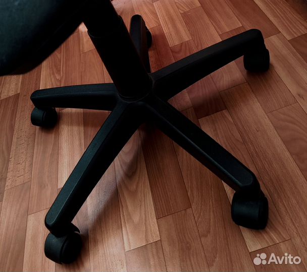 Компьютерный стул б/у