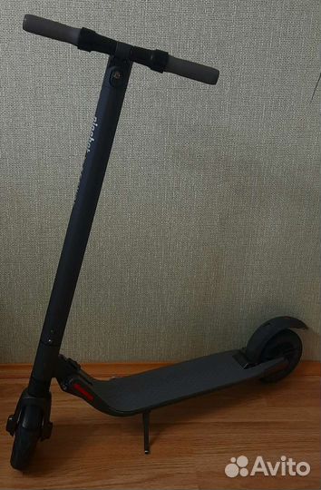 Электросамокат ninebot kickscooter es2