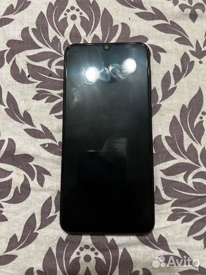 Телефон Samsung galaxy a50