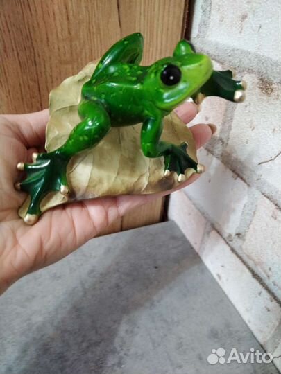 Статуэтка Лягушка
