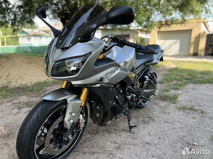 Yamaha FZ1