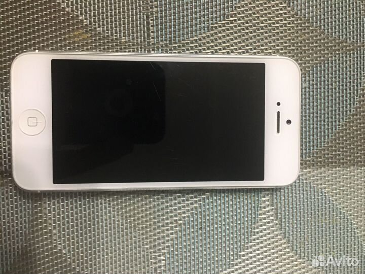 iPhone 5S, 16 ГБ