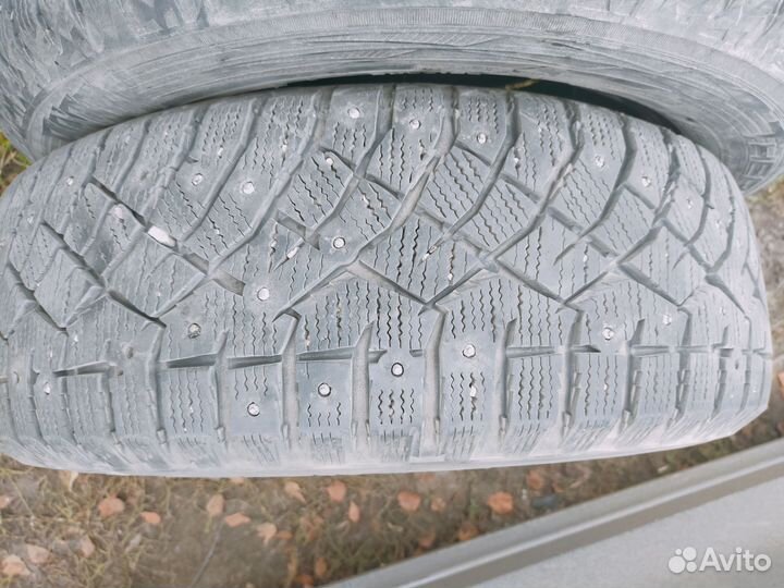 Nitto Therma Spike 185/65 R15 88T