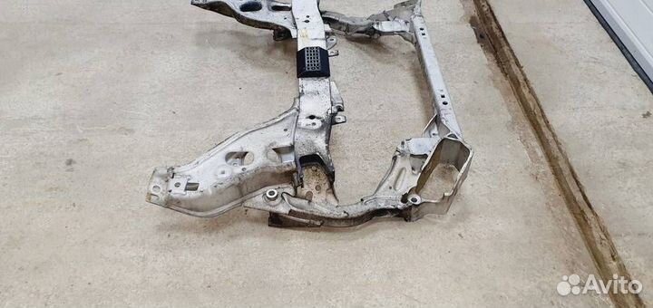 Подрамник передний BMW E87