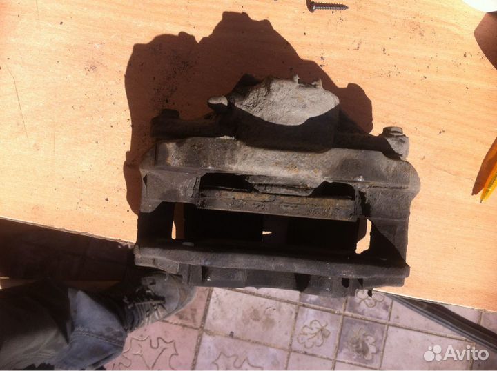 Супорт и тормозной диск ситроен с4