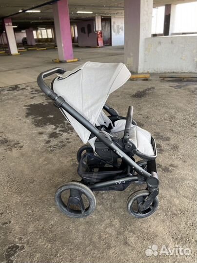 Коляска 2 в 1 Mytsy nio