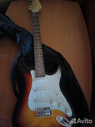 Электрогитара cort g110