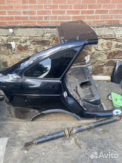 Четвирть priora хетчбек