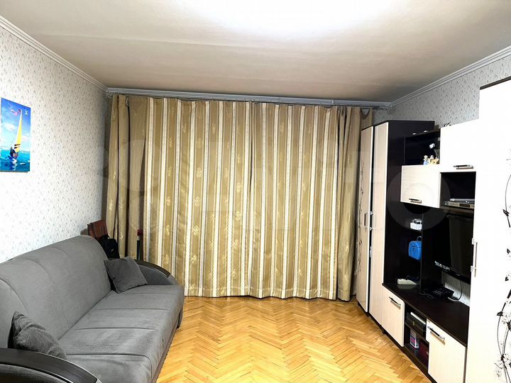 1-к. квартира, 35 м², 9/12 эт.