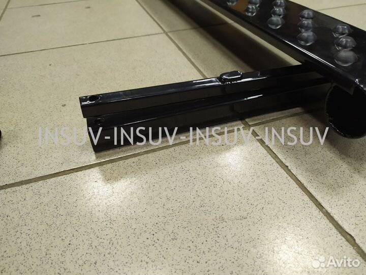 Пороги с метал листом и резинками Нива