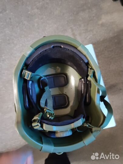 Свмпэ шлем безухий