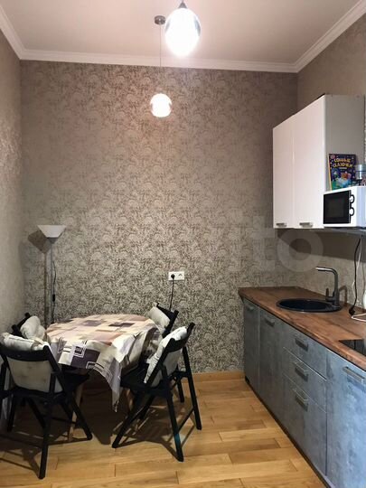 2-к. квартира, 50 м², 7/7 эт.