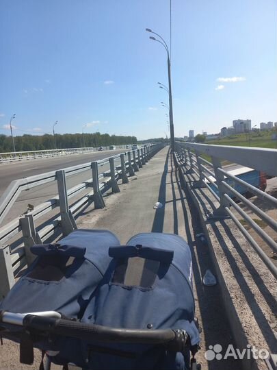 Коляска для двойни Bumbleride Twin