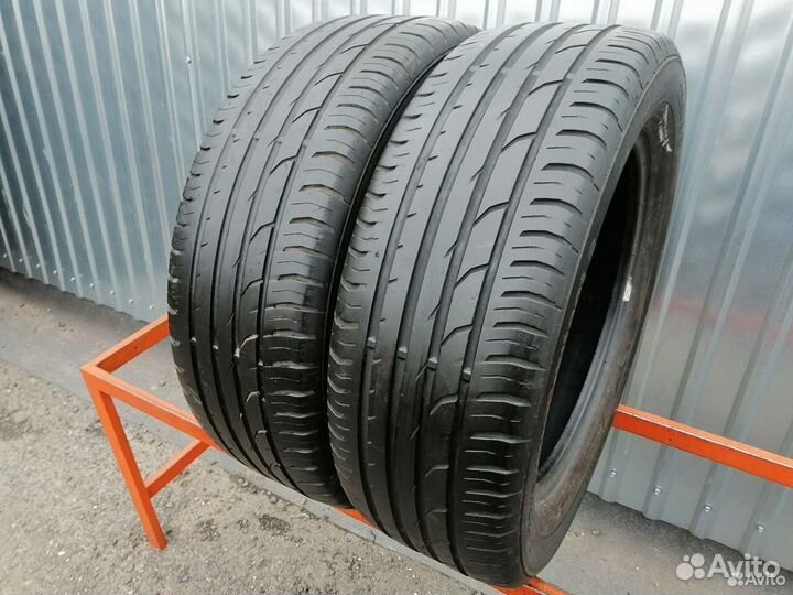 Continental ContiPremiumContact 2 215/60 R17 96H