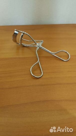 Щипцы для завивки ресниц