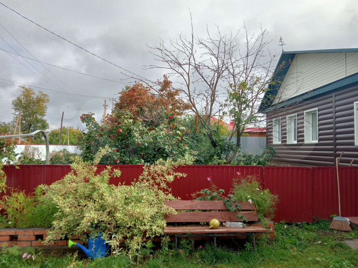 Дом 74 м² на участке 21 сот.