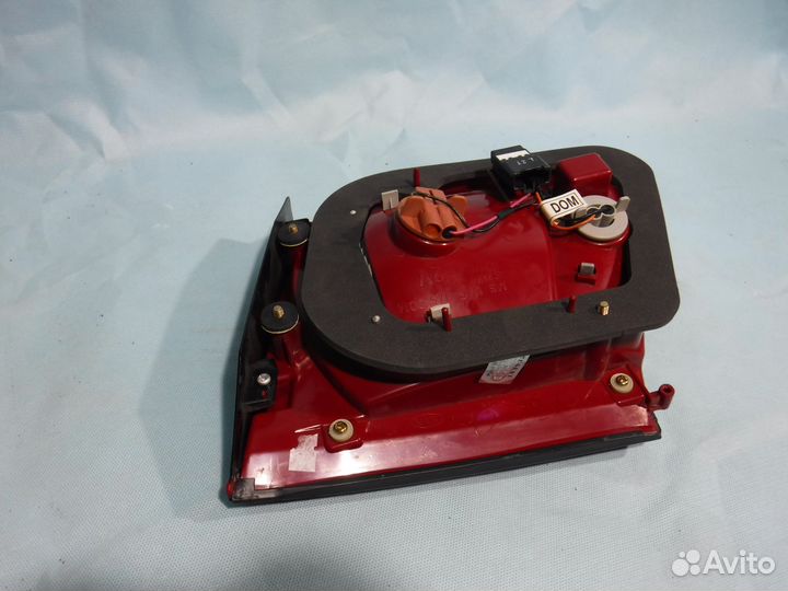 Фонарь левый внутренний Kia Magentis 1 / Optima 1