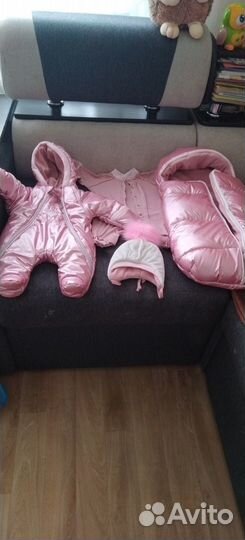 Комплект на выписку для девочки демисезонный